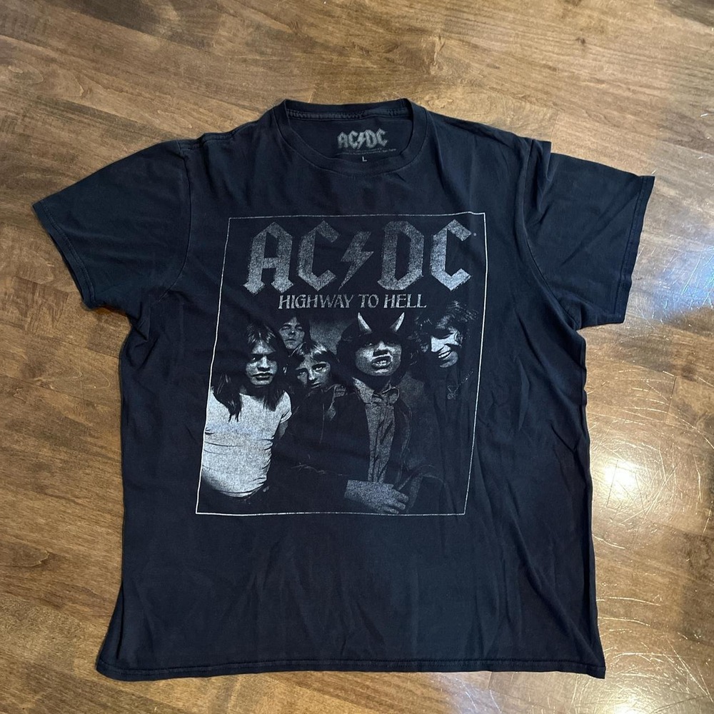 Ac/dc rock band grunge tee lg